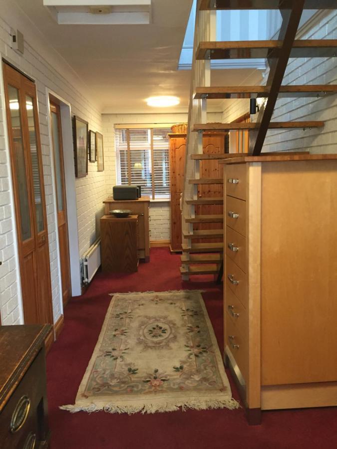 Hotel 5 Ravenhurst Drive Уолсал Екстериор снимка