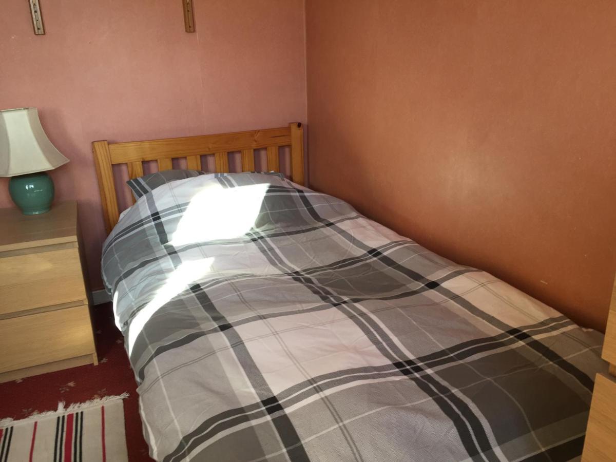 Hotel 5 Ravenhurst Drive Уолсал Екстериор снимка