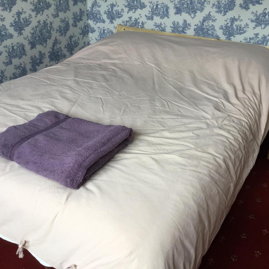 Hotel 5 Ravenhurst Drive Уолсал Екстериор снимка